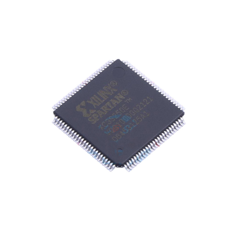 Circuito integrado original IC dos componentes eletrônicos de Purechip XC3S250E-4VQG100I New& em XC3S250E-4VQG100I conservado em estoque