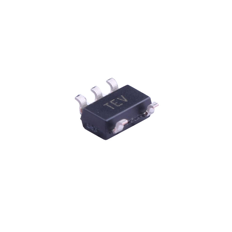 MIC5205-5.0YM5-TR novo e original    MIC5205-5.0YM5-TR SOT-23-5   Circuito integrado