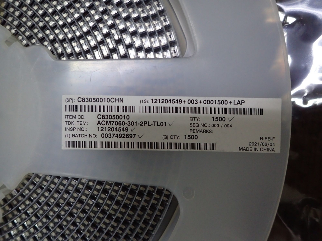 Microplaqueta IC do circuito integrado de ACM7060-301-2PL-TL01 SMD, original brandnew, não utilizado